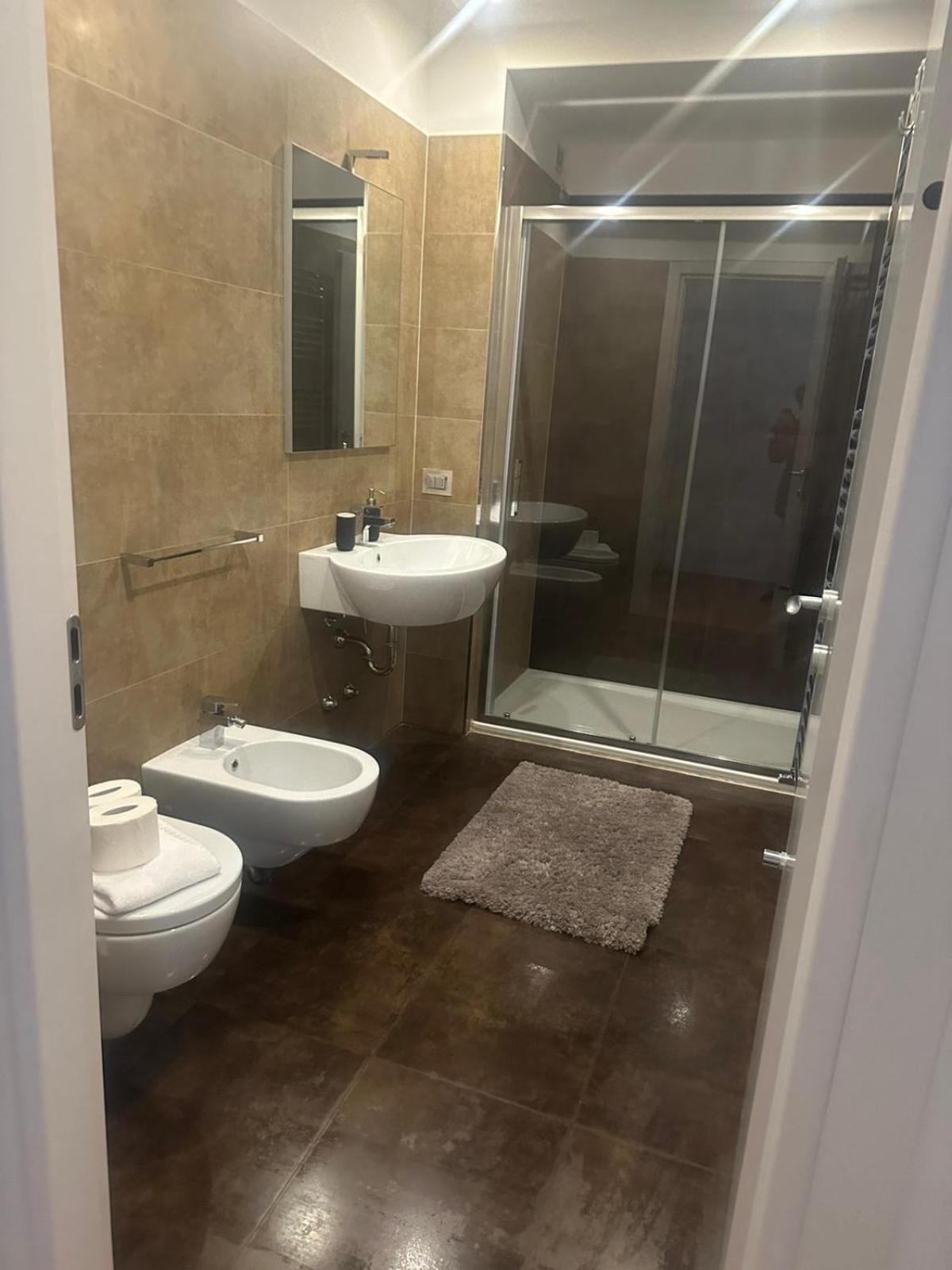 Votre Maison A Milan Luaran gambar